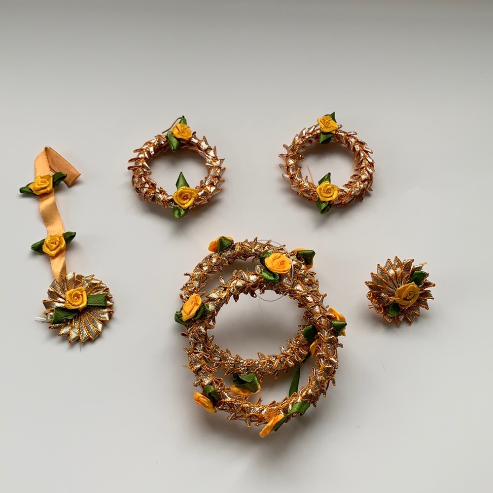 Indian/Pakistani Gold Gota jewelry Set